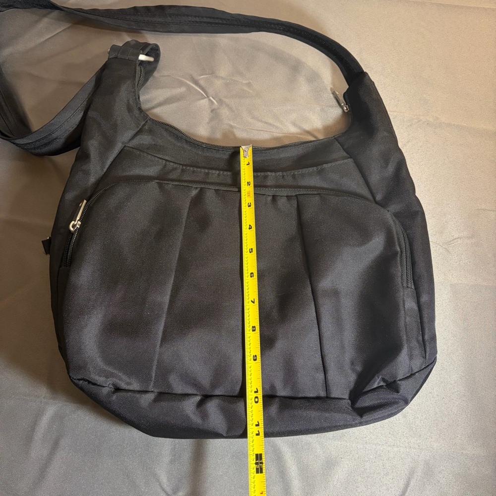 Travelon antitheft, convertible, hobo RFID blocking travel Crossbody black purse - Picture 3 of 15